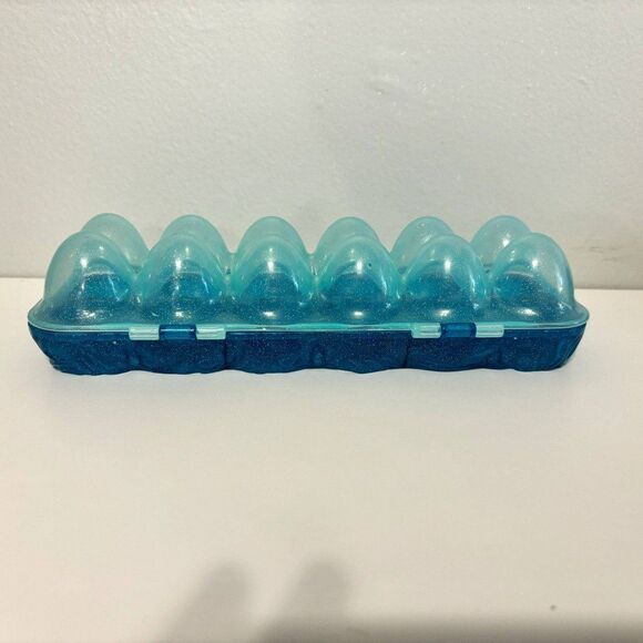 Hatchimals CollEGGtibles Blue Egg Carton - Picture 2 of 5